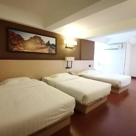 Chiang Roi 7 Days Inn Chiang Mai Exterior photo