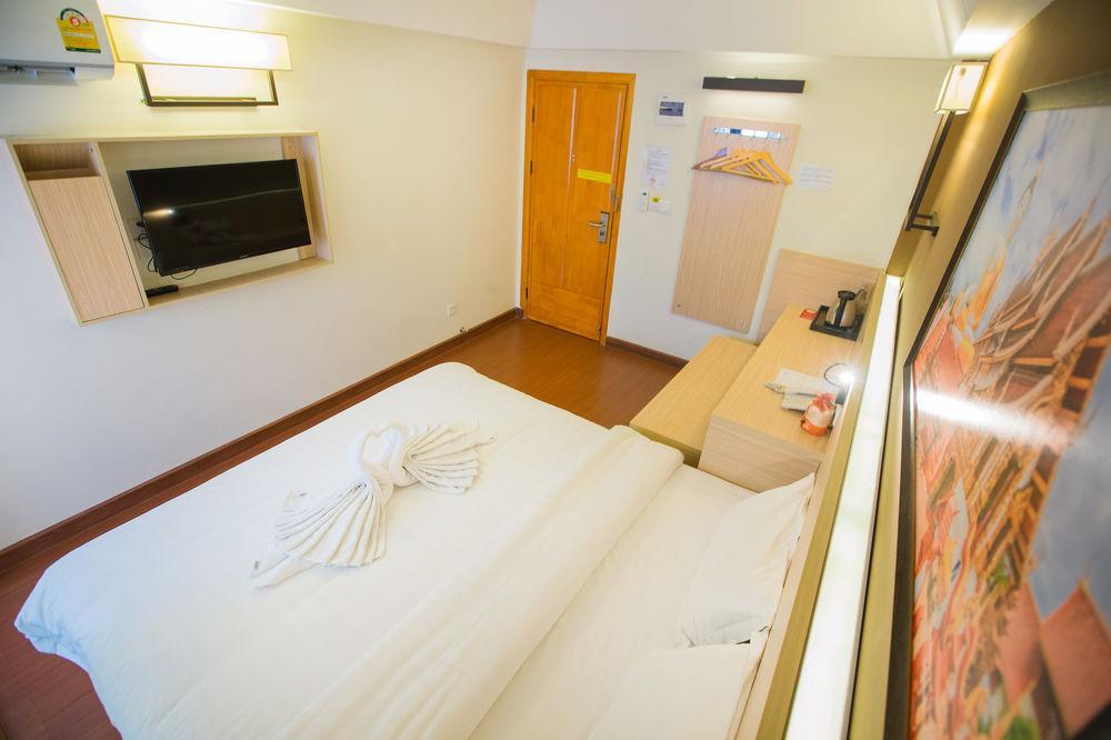 Chiang Roi 7 Days Inn Chiang Mai Exterior photo