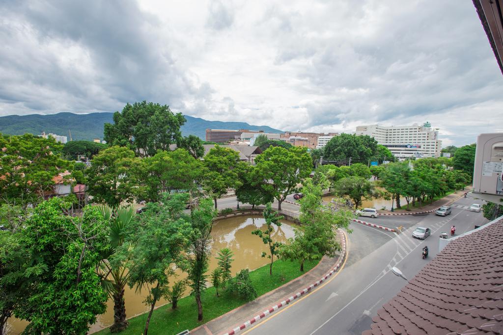 Chiang Roi 7 Days Inn Chiang Mai Exterior photo
